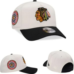 Кепка "Chicago Blackhawks" белый черный